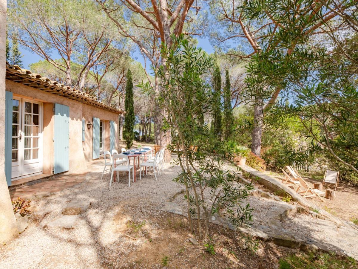 Holiday Home Les Agasses By Interhome Sainte-Maxime Exterior photo