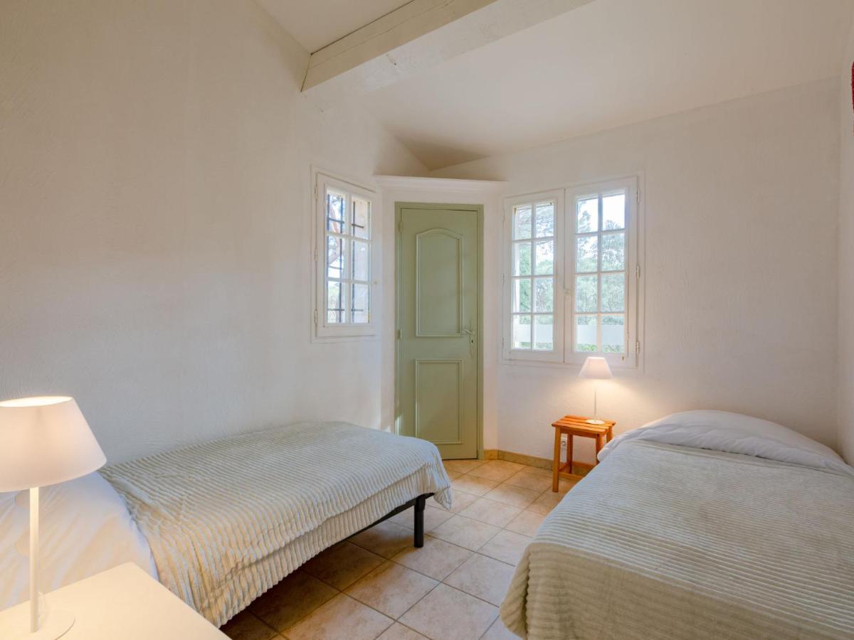 Holiday Home Les Agasses By Interhome Sainte-Maxime Exterior photo